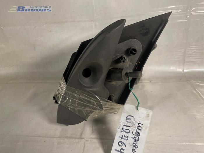 Wing mirror, right from a Citroen C2 2005