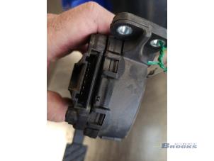 Gaspedalposition Sensor van een Seat Ibiza IV (6J5) 1.4 16V 2009