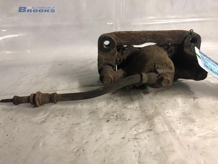 Gebrauchte Bremszange links hinten Opel Sintra 2.2i GLS,CD 16V Preis auf Anfrage angeboten von Autobedrijf Brooks