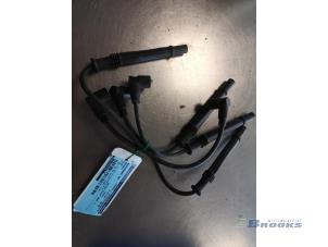 Used Spark plug cable set Renault Clio III (BR/CR) 1.2 16V TCe 100 Price € 15,00 Margin scheme offered by Autobedrijf Brooks