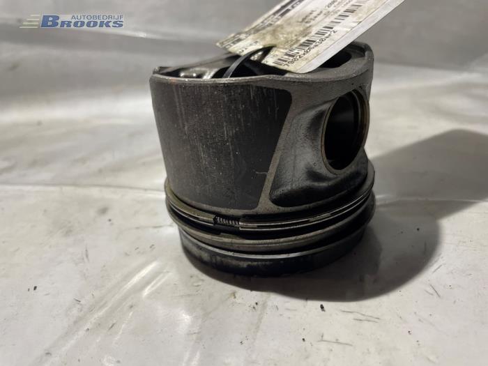 Usagé Piston Volkswagen Golf Prix € 52,00 Règlement à la marge proposé par Autobedrijf Brooks