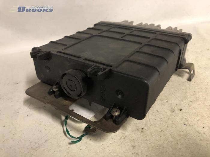 Used Engine management computer Volkswagen Golf III Variant (1H5) 1.9 CL,GL SDI Price € 40,00 Margin scheme offered by Autobedrijf Brooks