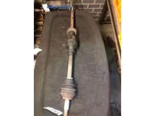 Used Front drive shaft, right Ford Mondeo II Wagon 1.8i 16V Price € 20,00 Margin scheme offered by Autobedrijf Brooks
