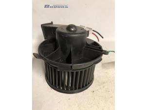 Used Heating and ventilation fan motor Peugeot 206 (2A/C/H/J/S) 1.1 XN,XR Price € 20,00 Margin scheme offered by Autobedrijf Brooks