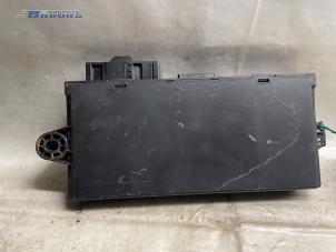 Ordinateur divers d'un BMW 3 serie (E90) 316i 16V 2008