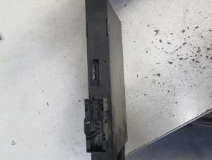 Ordinateur divers d'un BMW 3 serie (E90) 316i 16V 2008