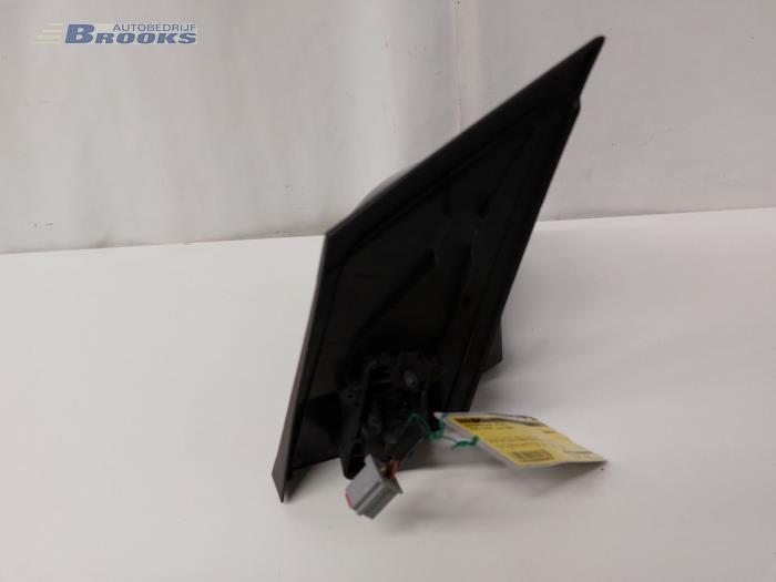 Wing mirror, right from a Ford Focus 2 Wagon 1.6 TDCi 16V 110 2009
