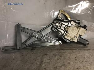 Used Window mechanism 4-door, front right Toyota Avensis Wagon (T25/B1E) 2.0 16V VVT-i D4 Price € 32,00 Margin scheme offered by Autobedrijf Brooks