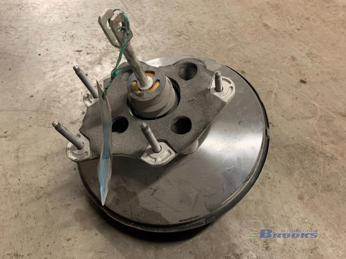 Gebrauchte Bremskraftverstärker Renault Clio III (BR/CR) 1.2 16V TCe 100 Preis € 37,50 Margenregelung angeboten von Autobedrijf Brooks