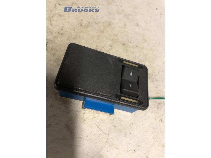 Usados Interruptor de ventanilla eléctrica Rover 800-Serie Precio € 20,00 Norma de margen ofrecido por Autobedrijf Brooks