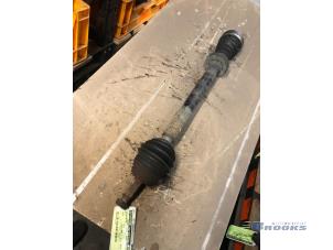 Used Front drive shaft, right Volkswagen Golf III Variant (1H5) 1.9 TDI Price € 20,00 Margin scheme offered by Autobedrijf Brooks