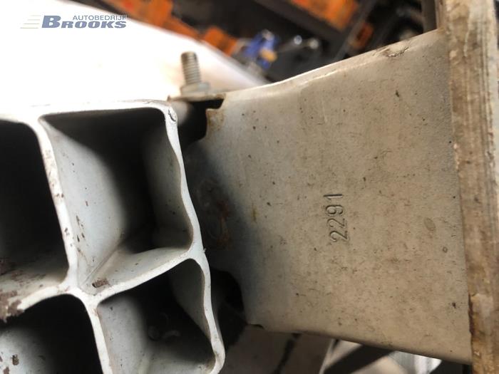 Front bumper frame from a Opel Combo (Corsa C) 1.7 DTI 16V 2003