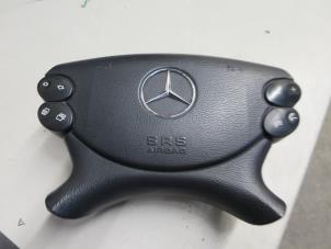 Usados Airbag izquierda (volante) Mercedes CLK (R209) 2.6 240 V6 18V Precio € 200,00 Norma de margen ofrecido por Autobedrijf Brooks