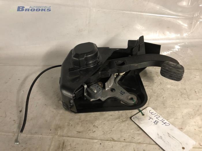Gebrauchte Handbremsgriff Mercedes CLK (R209) 2.6 240 V6 18V Preis € 68,00 Margenregelung angeboten von Autobedrijf Brooks