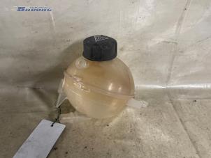 Used Expansion vessel Peugeot 5008 I (0A/0E) 1.6 HDiF 16V Price € 20,00 Margin scheme offered by Autobedrijf Brooks