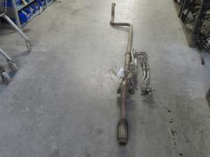 Used Exhaust middle silencer Peugeot 5008 I (0A/0E) 1.6 HDiF 16V Price € 200,00 Margin scheme offered by Autobedrijf Brooks