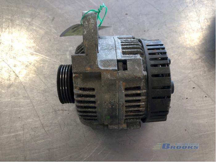 Begagnade Dynamo Renault Clio Pris € 30,00 Marginaltabell erbjuds av Autobedrijf Brooks