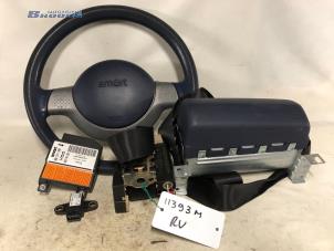 Usagé Kit + module airbag Smart City-Coupé 0.6 Turbo i.c. Smart&Pulse Prix sur demande proposé par Autobedrijf Brooks