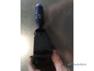 Gebrauchte Scheibenwischer Schalter Smart City-Coupé 0.6 Turbo i.c. Smart&Pulse Preis € 10,00 Margenregelung angeboten von Autobedrijf Brooks