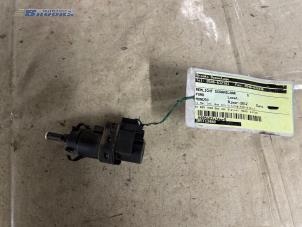 Used Brake light switch Ford Mondeo Price € 10,00 Margin scheme offered by Autobedrijf Brooks