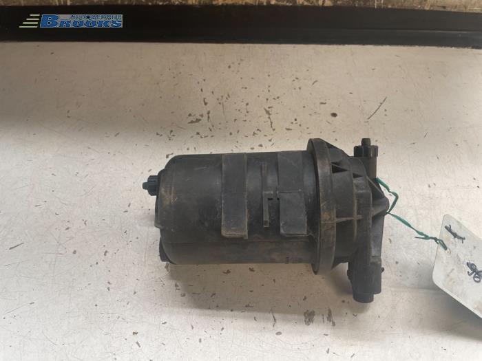 Gebrauchte Kraftstofffiltergehäuse Renault Master II (FD/HD) 2.8 dTi T35 Preis € 15,00 Margenregelung angeboten von Autobedrijf Brooks