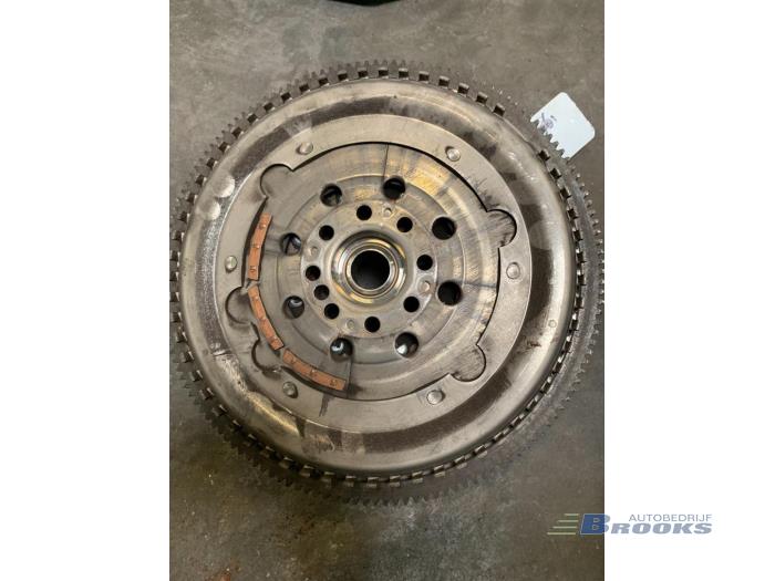 Used Flywheel Chrysler PT Cruiser 2.2 CRD 16V Price € 150,00 Margin scheme offered by Autobedrijf Brooks