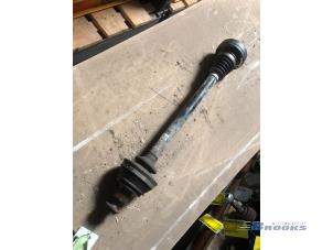 Used Drive shaft, rear left Audi A4 Avant Quattro (B8) 3.0 TDI V6 24V Price on request offered by Autobedrijf Brooks