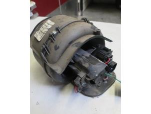 Usados Motor de ventilador de calefactor Renault Kangoo (KC) 1.4 Precio de solicitud ofrecido por Autobedrijf Brooks