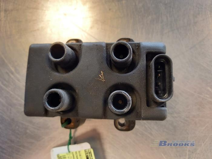 Usagé Bobine Renault Kangoo (KC) 1.4 Prix € 20,00 Règlement à la marge proposé par Autobedrijf Brooks