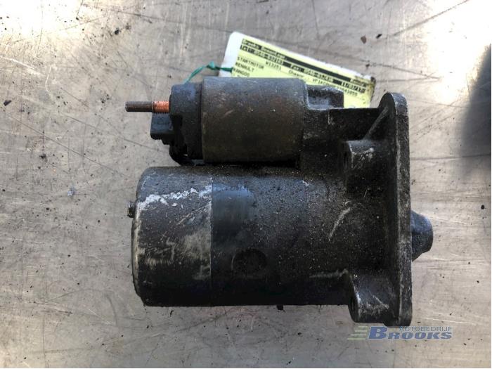 Gebrauchte Anlasser Renault Kangoo (KC) 1.4 Preis € 20,00 Margenregelung angeboten von Autobedrijf Brooks