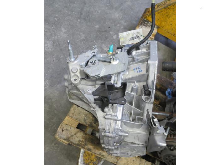 Gearbox from a Dacia Duster (HS) 1.5 dCi 2016