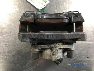 Used Front brake calliper, left Dacia Duster (HS) 1.5 dCi Price € 25,00 Margin scheme offered by Autobedrijf Brooks