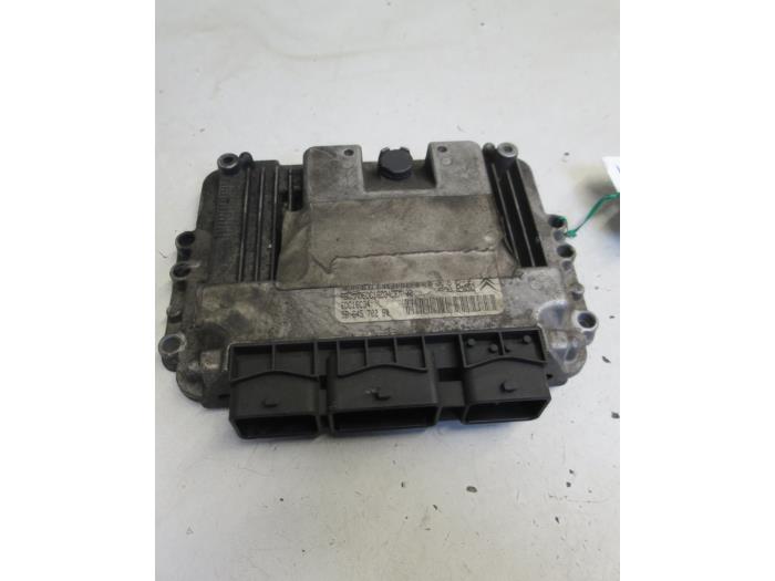 Used Engine management computer Peugeot 206 (2A/C/H/J/S) 1.4 HDi Price € 132,00 Margin scheme offered by Autobedrijf Brooks