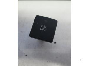 Used ESP switch Peugeot 607 (9D/U) 3.0 V6 24V Price € 10,00 Margin scheme offered by Autobedrijf Brooks