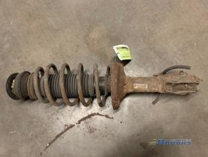 Used Front shock absorber rod, right Volkswagen Golf III (1H1) 1.6 i Price € 20,00 Margin scheme offered by Autobedrijf Brooks