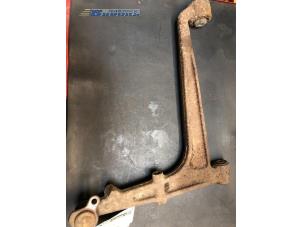 Used Front wishbone, right Volkswagen Transporter/Caravelle T4 1.9 TD Price € 20,00 Margin scheme offered by Autobedrijf Brooks