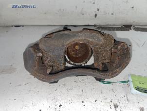 Usados Pinza de freno derecha delante Fiat Stilo (192A/B) 1.6 16V 3-Drs. Precio € 24,00 Norma de margen ofrecido por Autobedrijf Brooks