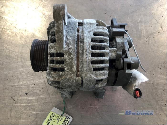 Begagnade Dynamo Alfa Romeo 147 (937) 1.6 Twin Spark 16V Pris på förfrågan erbjuds av Autobedrijf Brooks