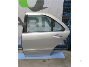 Używane Drzwi lewe tylne wersja 4-drzwiowa Mercedes S-Klasse Cena na żądanie oferowane przez Autobedrijf Brooks