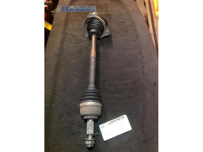 Front drive shaft, left from a Renault Twingo II (CN) 1.2 2010