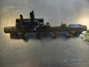 Used Fuel injector nozzle Peugeot 807 Price € 60,00 Margin scheme offered by Autobedrijf Brooks