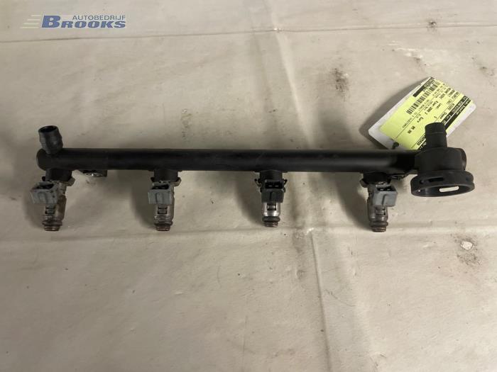 Usagé Système d'injection Renault Scénic I (JA) 1.6 16V Prix € 40,00 Règlement à la marge proposé par Autobedrijf Brooks