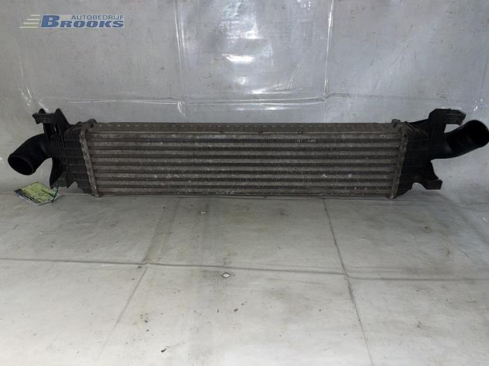 Usagé Radiateur clim Volvo V50 (MW) 2.0 D 16V Prix € 45,00 Règlement à la marge proposé par Autobedrijf Brooks