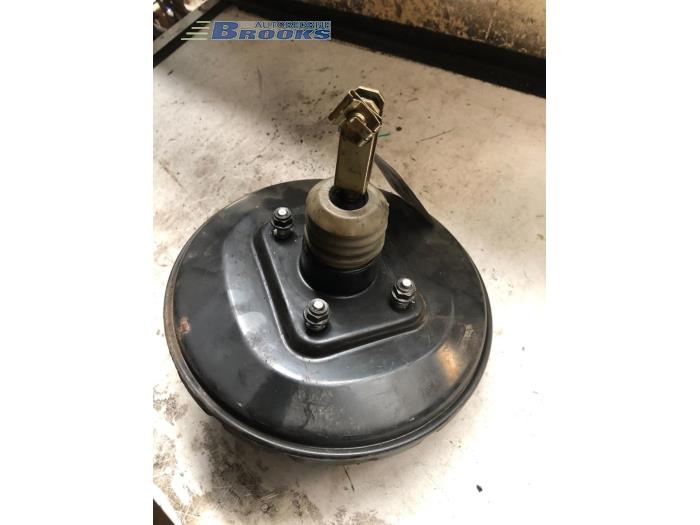 Usagé Assistant de freinage Volvo S40 (VS) 1.9 TD Prix € 25,00 Règlement à la marge proposé par Autobedrijf Brooks