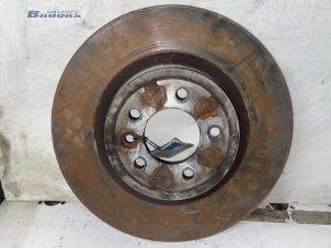 Used Front brake disc Landrover Discovery IV (LAS) 3.0 TD V6 24V Price € 25,00 Margin scheme offered by Autobedrijf Brooks