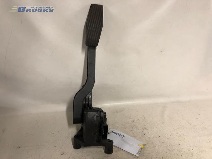Begagnade Gaspedalsensor Opel Combo (Corsa C) 1.7 DTI 16V Pris € 20,00 Marginaltabell erbjuds av Autobedrijf Brooks