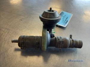 Used Mechanical heater valve Volkswagen Passat (3B3) 1.9 TDI 130 Price € 10,00 Margin scheme offered by Autobedrijf Brooks