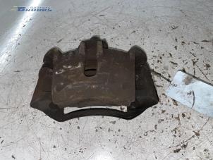 Used Front brake calliper, right Toyota Yaris (P1) 1.3 16V VVT-i Price € 20,00 Margin scheme offered by Autobedrijf Brooks
