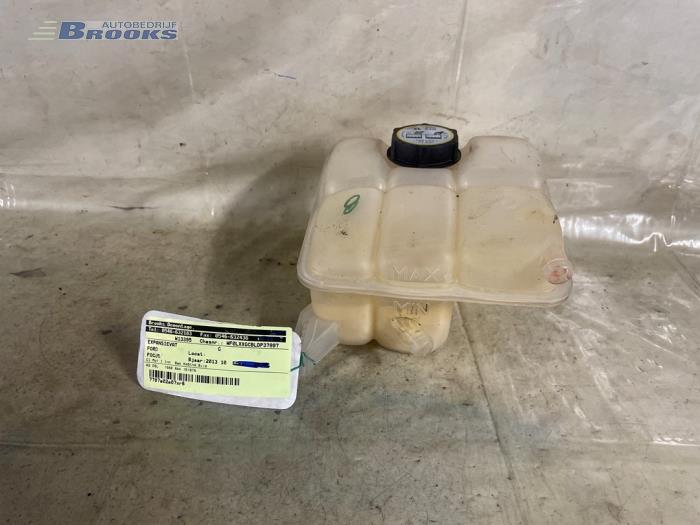 Expansion vessel from a Ford Focus 3 Wagon 1.6 TDCi ECOnetic 2013
