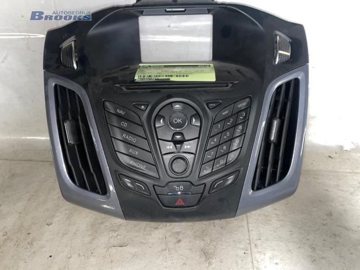Panel obslugi radia z Ford Focus 3 Wagon 1.6 TDCi ECOnetic 2013